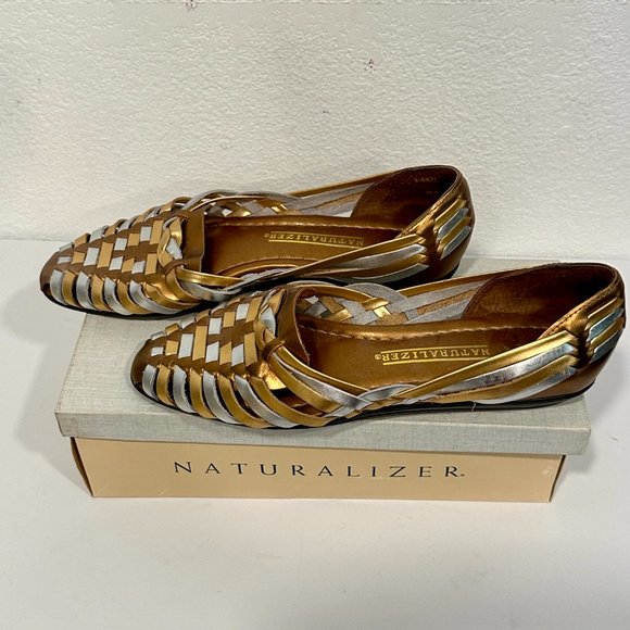 VTG Naturalizer Adventure Slip On Leather Flats Metallic Gold and Silver SZ 9.5 - Picture 2 of 8